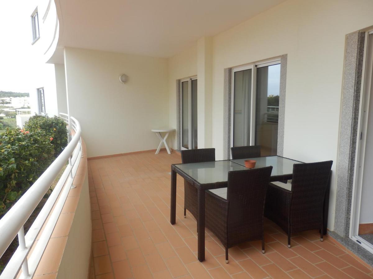 Bel Appartement Au Bord De La Mer De Porto De Mos ラゴス エクステリア 写真